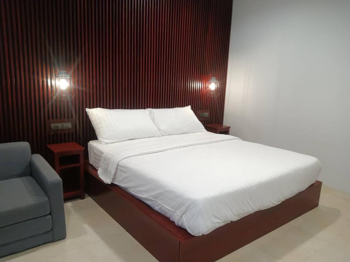Beach House By Rose Massage Nai Thon Bagian luar foto